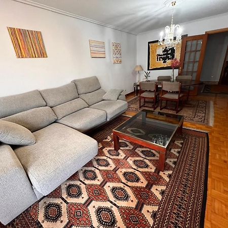 Ferienwohnung Luminoso Piso Grande Con Garaje En El Centro. Santander Exterior foto